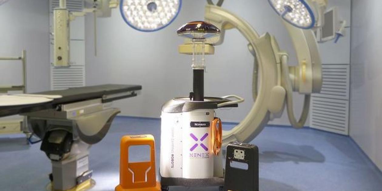 Hospital Vall d`Hebron incorpora un robot que desinfecta con luz ultravioleta