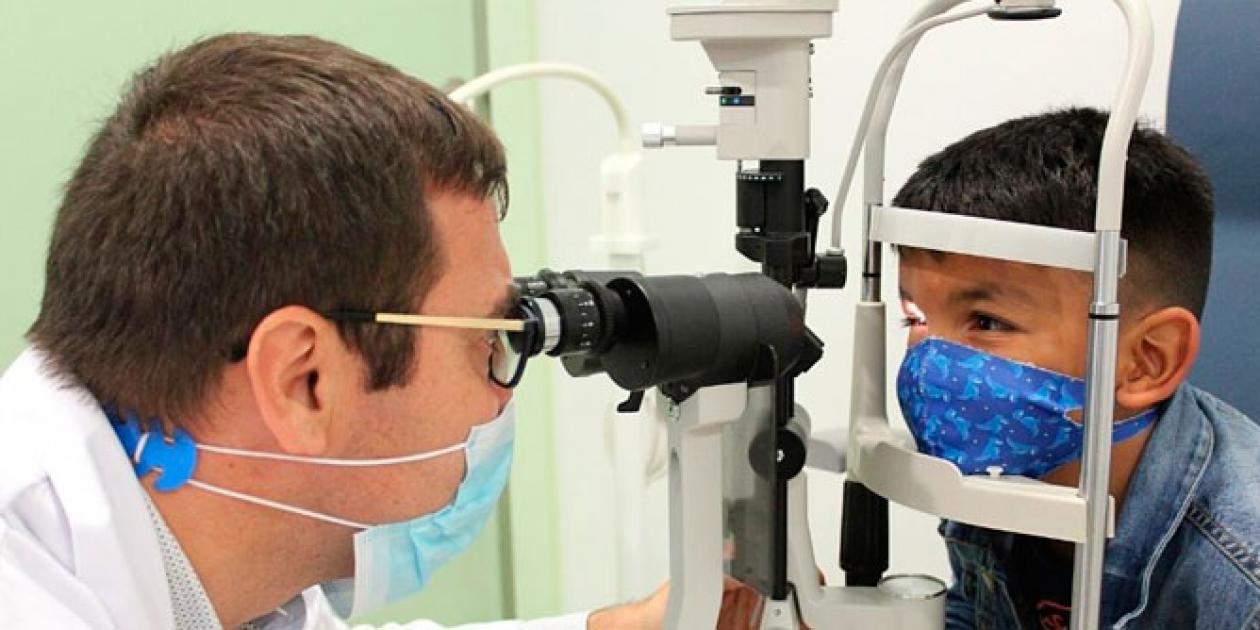 Virus oncolítico pionero en el mundo permite que un niño supere un cáncer de retina