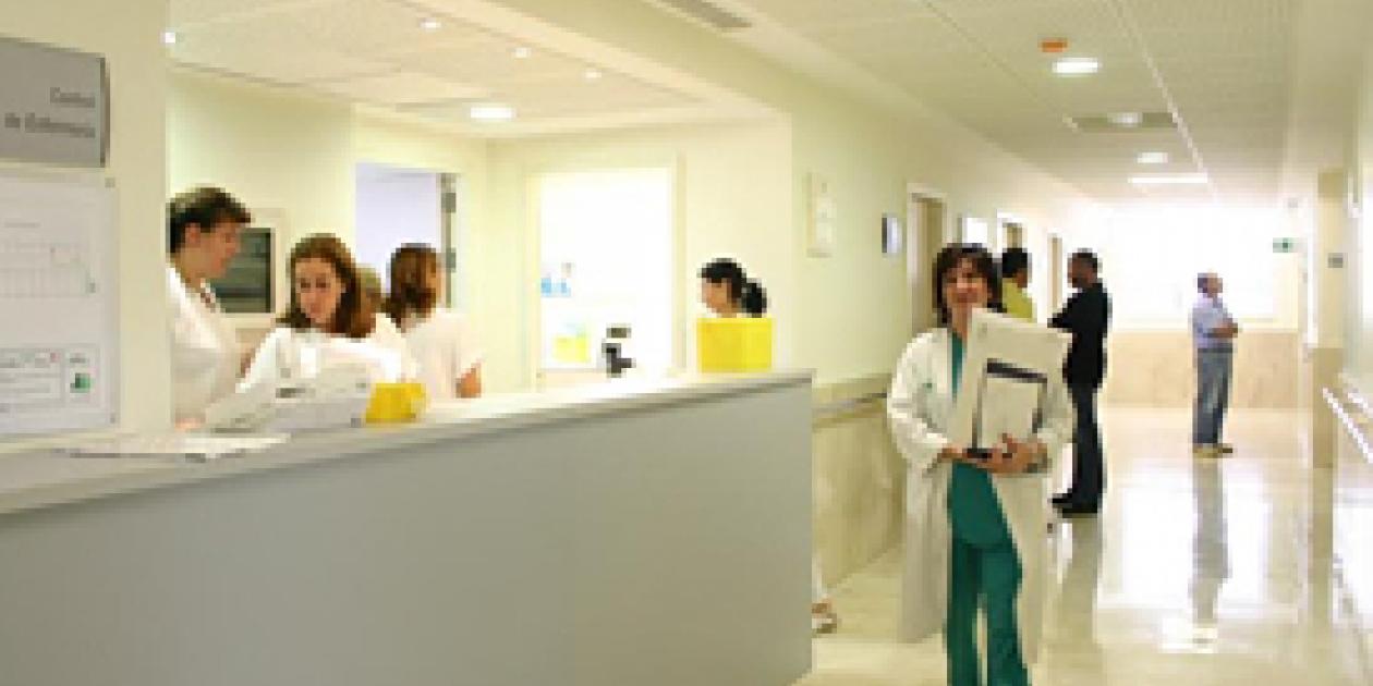 Autorizada la contratación del servicio de limpieza y gestión de residuos en 146 centros sanitarios de la provincia de Sevilla