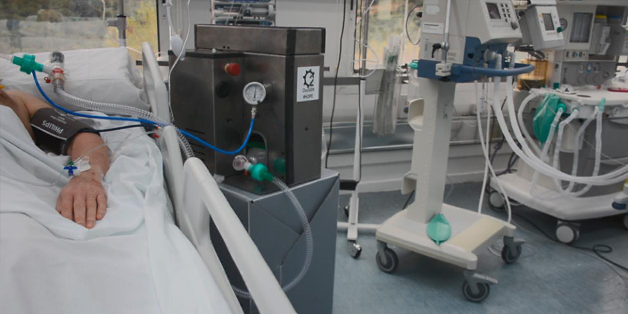 El dispositivo de ventilación de emergencia desarrollado por el Clínic, Germans Trias i Pujol y la UB es aprobado por AEMPS para hacer un estudio clínico