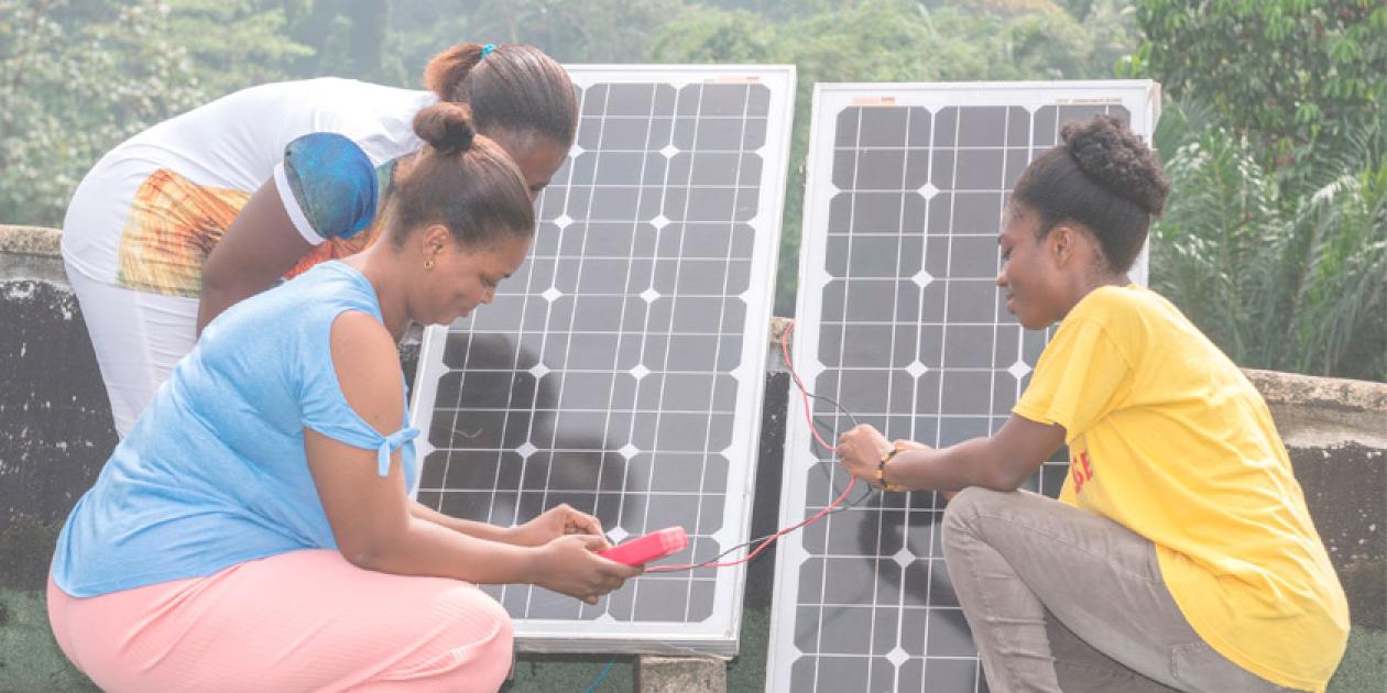 Con la COP27 a la vuelta de la esquina, Schneider Electric insta a una acción colectiva y sistémica para una transición energética justa