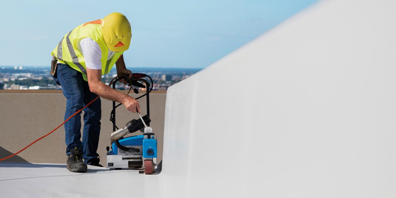 Sika lanza Sarnafil® AT, una nueva generación de membranas sintéticas con certificado sostenible Cradle to Cradle para cubiertas
