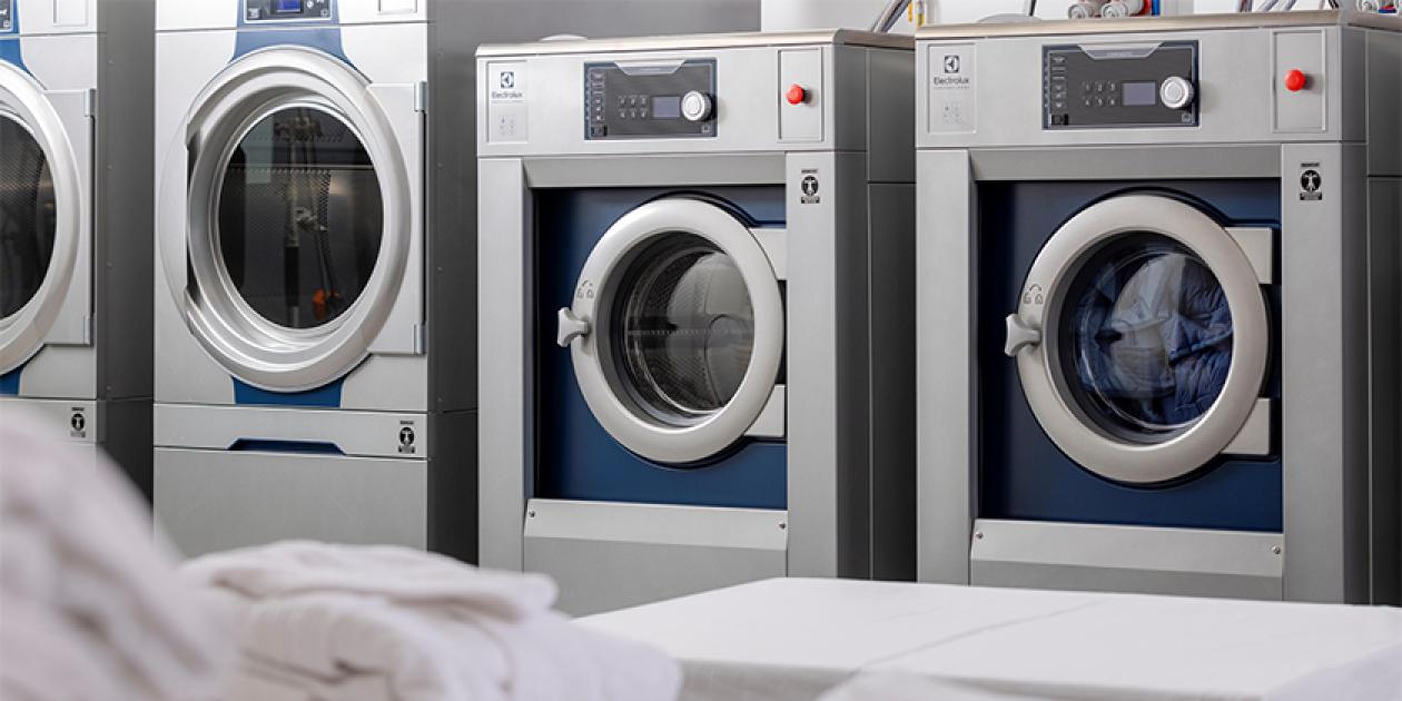 Cómo ahorrar agua en las lavanderías gracias a la innovación