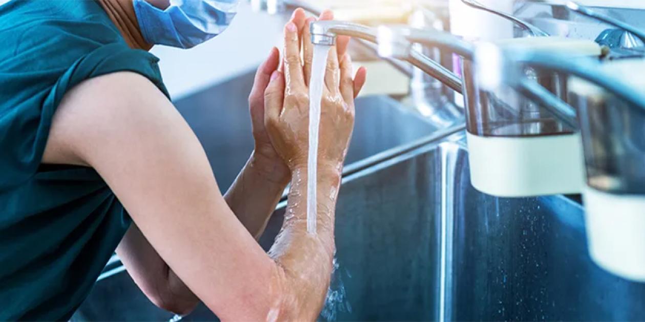 Menos agua, más higiene: el nuevo reto de los centros de salud