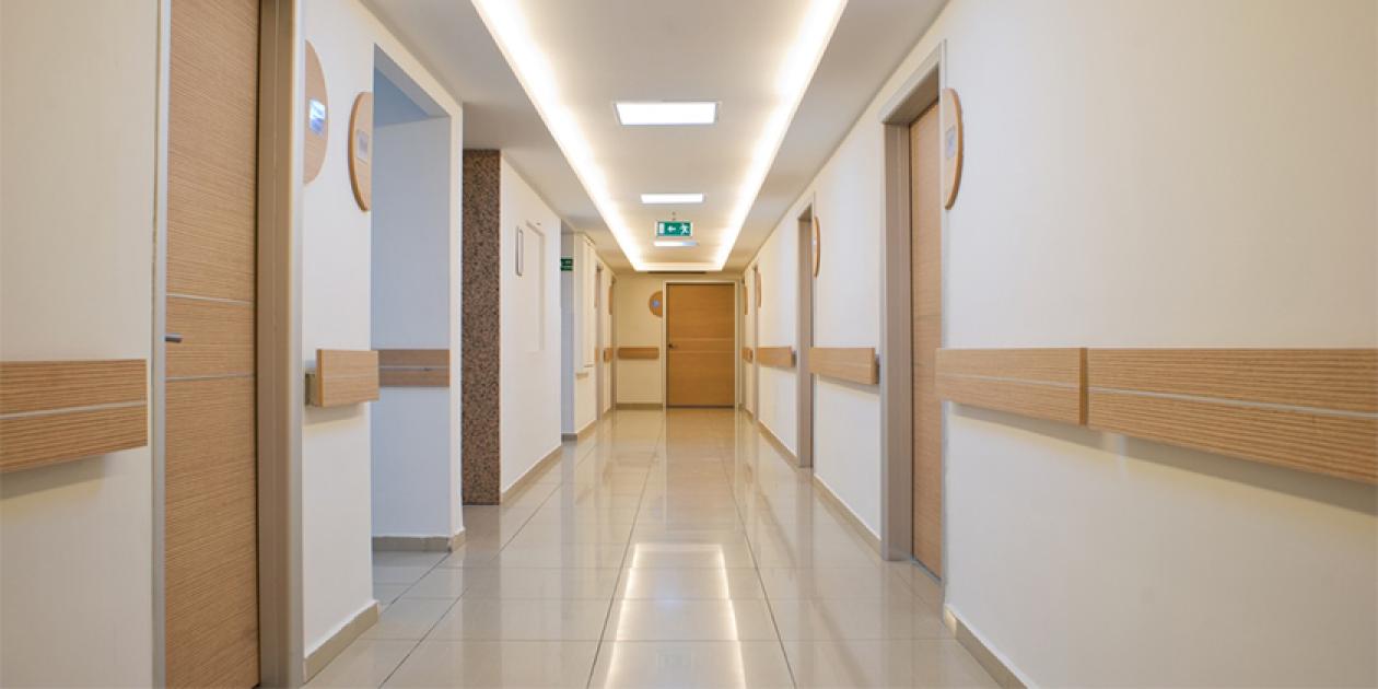 Detectores de ocupación y control centralizado: una herramienta para avanzar hacia el hospital de cero emisiones
