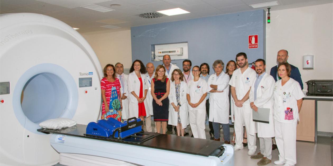 El Virgen del Rocío, primer hospital con equipo de tomoterapia en Andalucía